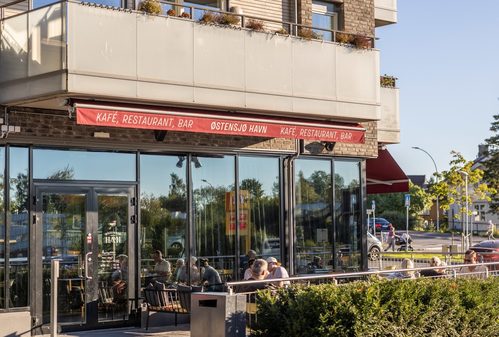 Nabolagsfavoritt Østensjø Kafe med blant annet quiz på tirsdager Galleribilde
