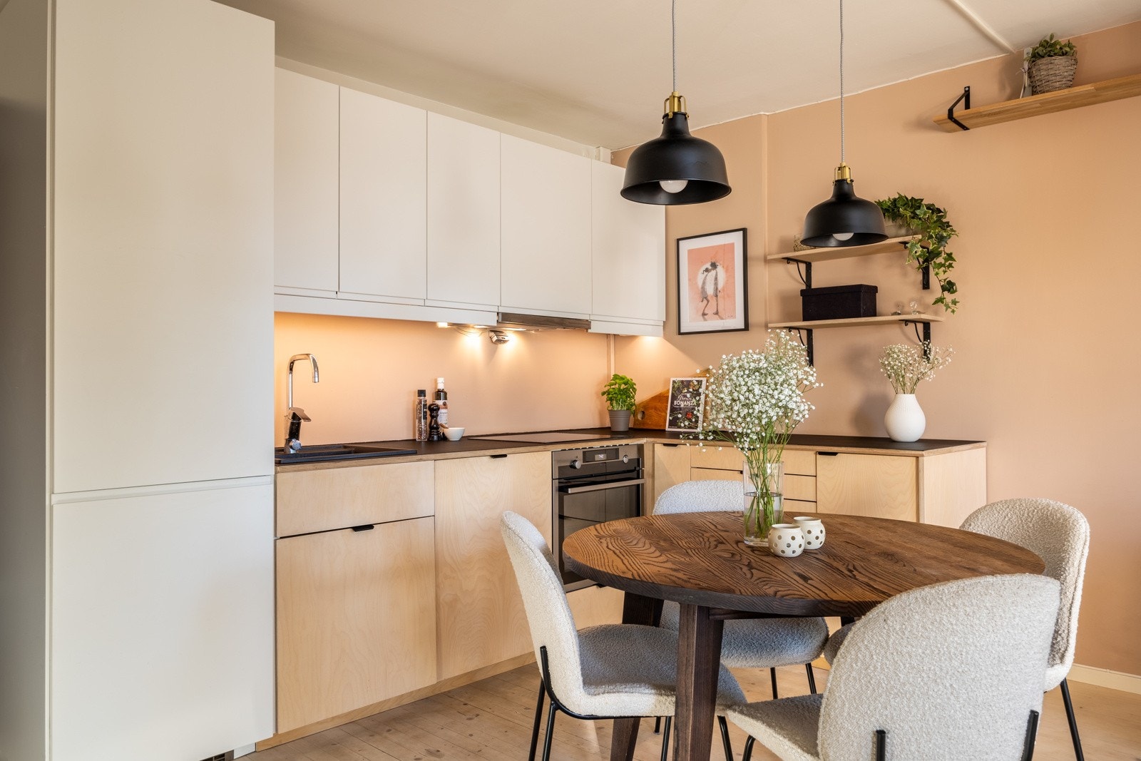 Pent IKEA kjøkken fra 2017 Galleribilde