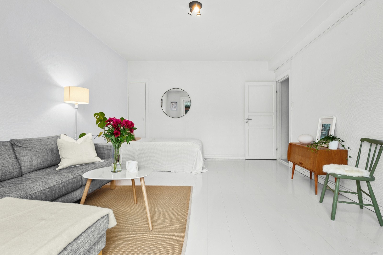 Rommet har gode innredningsmuligheter. Galleribilde