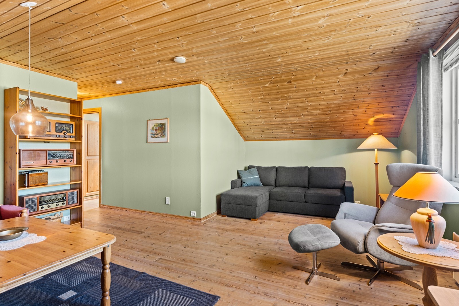 Romslig med godt takhøyde Galleribilde