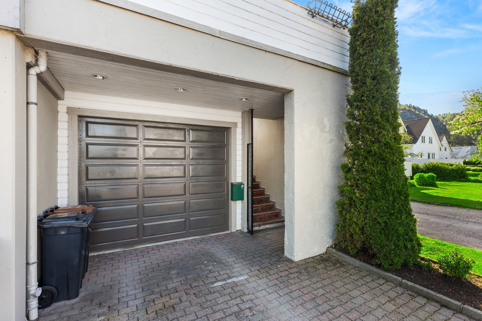 Garasje nr. 1 Galleribilde