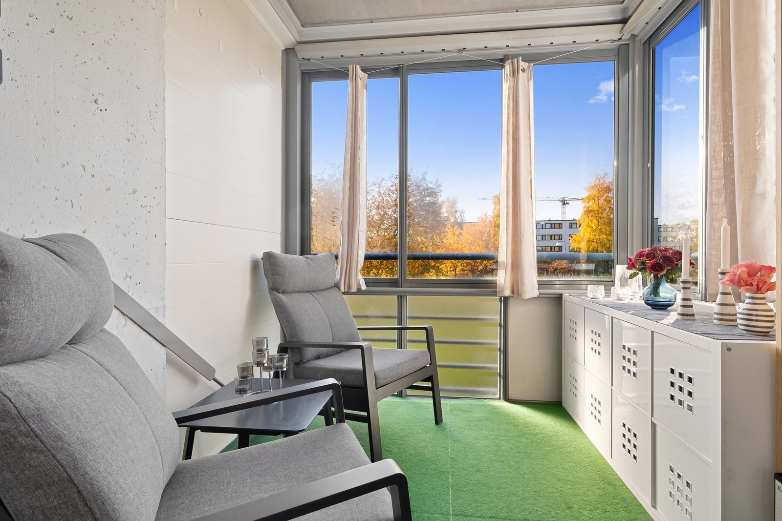 Naturlig forlengelse av stuen ved sommertider. Galleribilde