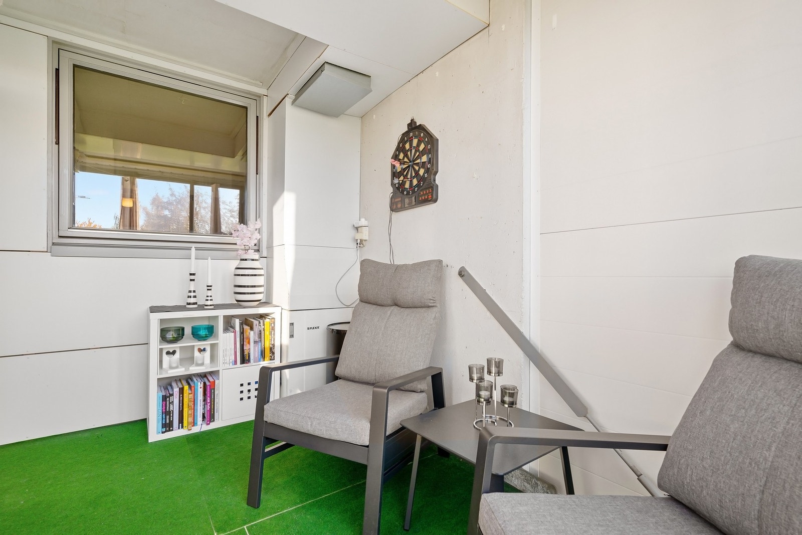 God plass til ønsket utemøblement. Galleribilde