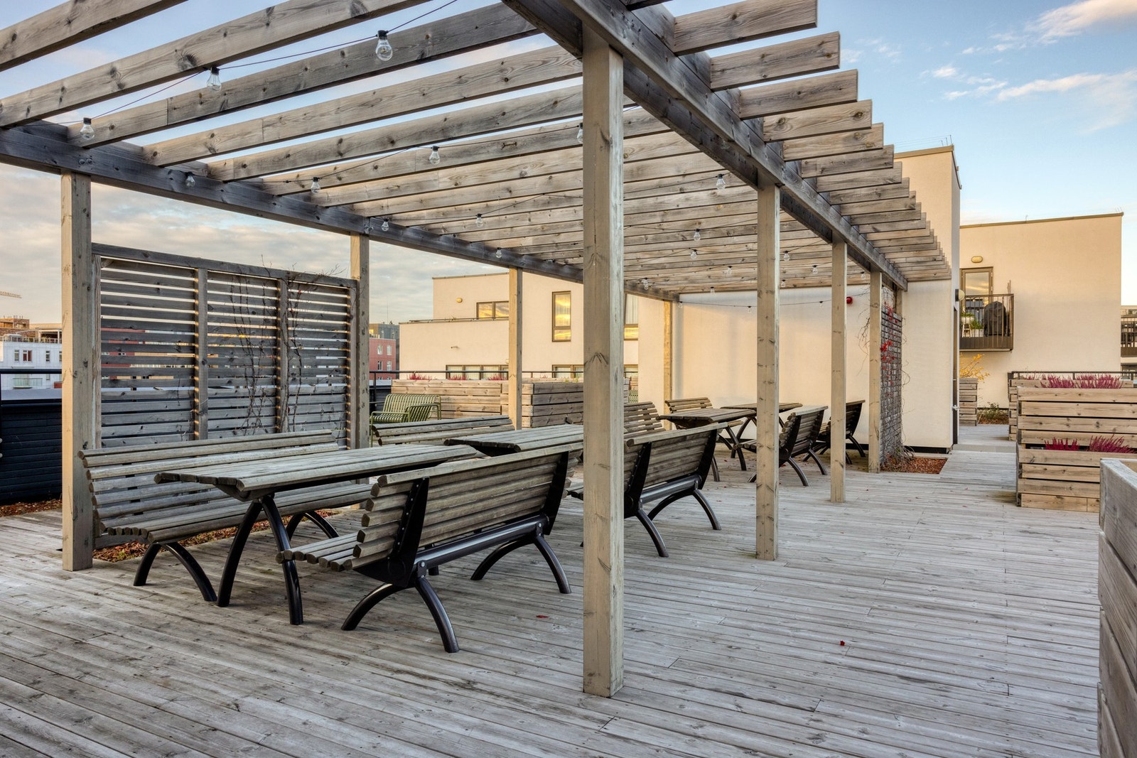 Borettslaget har en fantastisk takterrasse med flott utsikt. Galleribilde