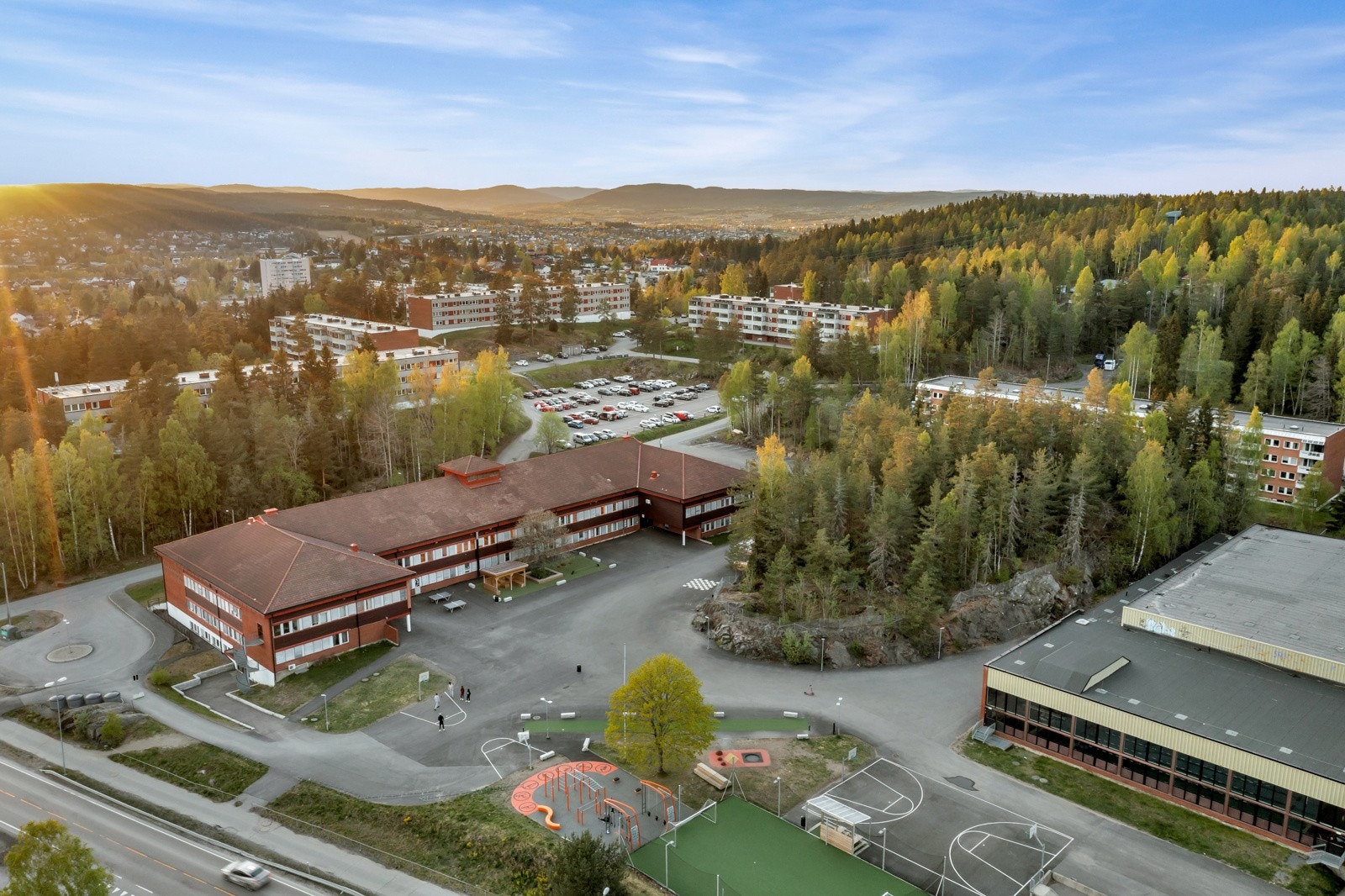 Dronebilde Sandbekken ungdomsskole Galleribilde