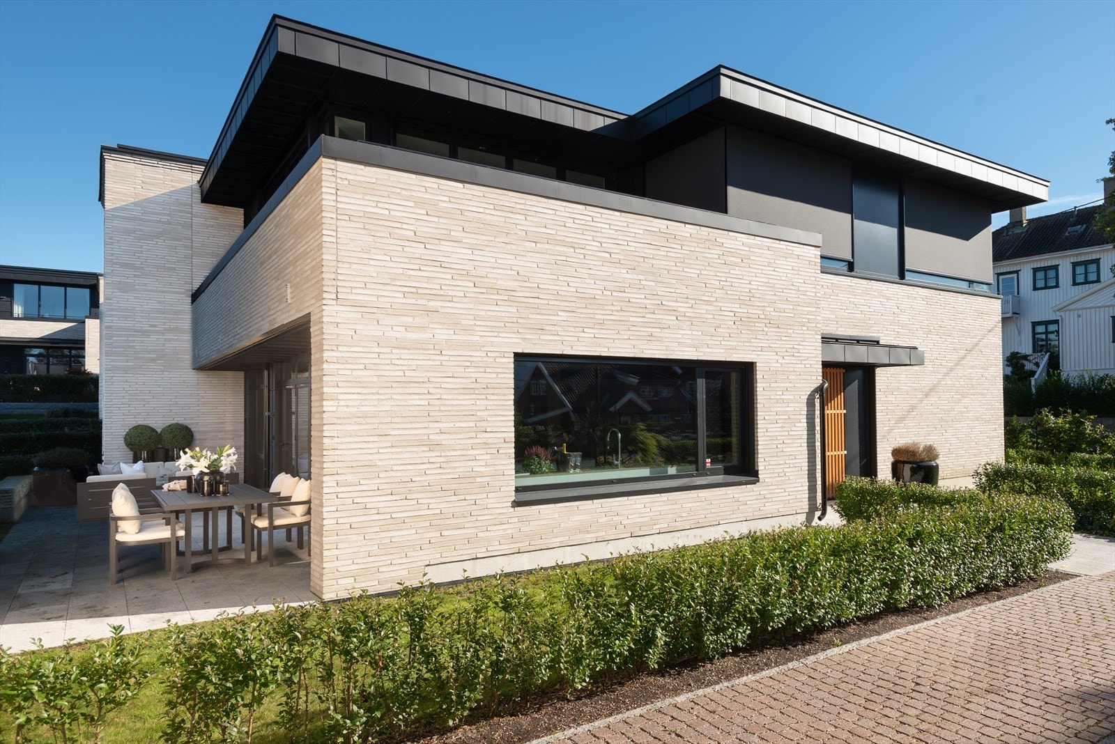 Leiligheten er perfekt for dem som ønsker å kombinere komfort, estetikk og funksjonalitet i en bolig som er designet for en moderne livsstil Galleribilde