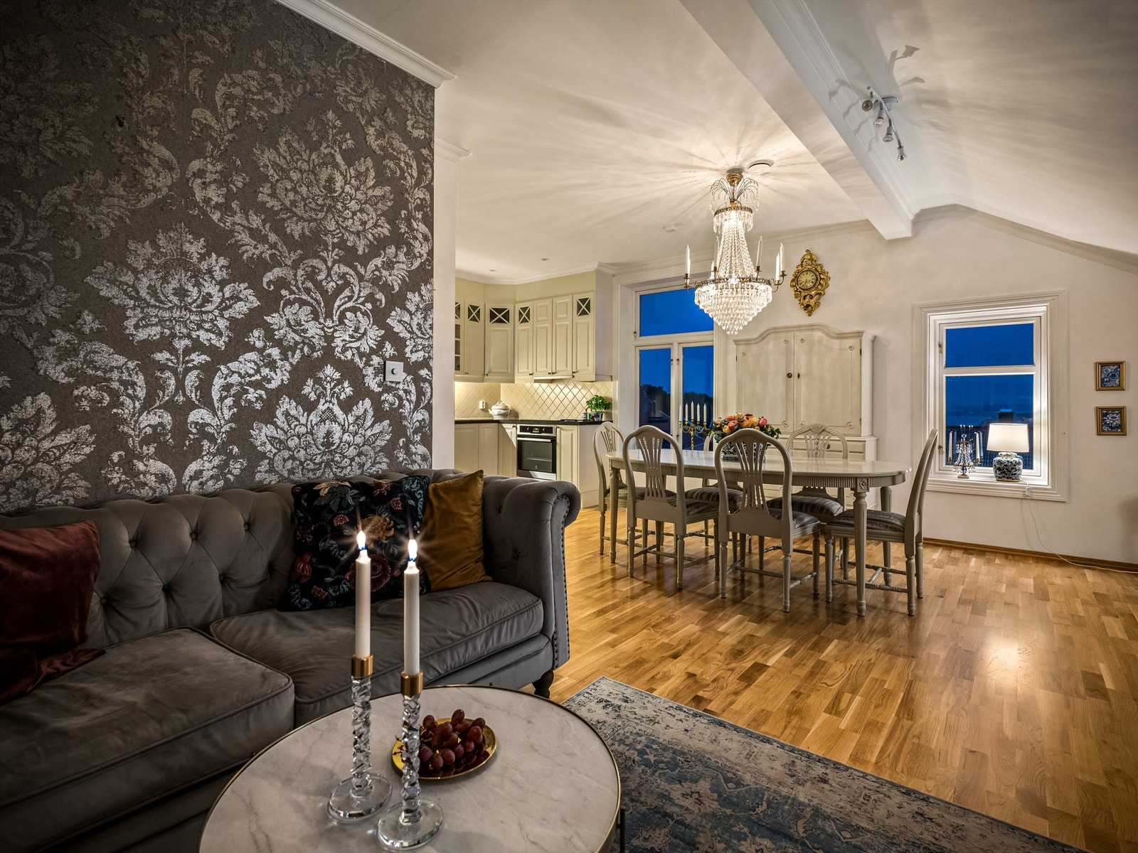 Glengsgata 20 presenteres av Atle Horvei i Krogsveen. Galleribilde