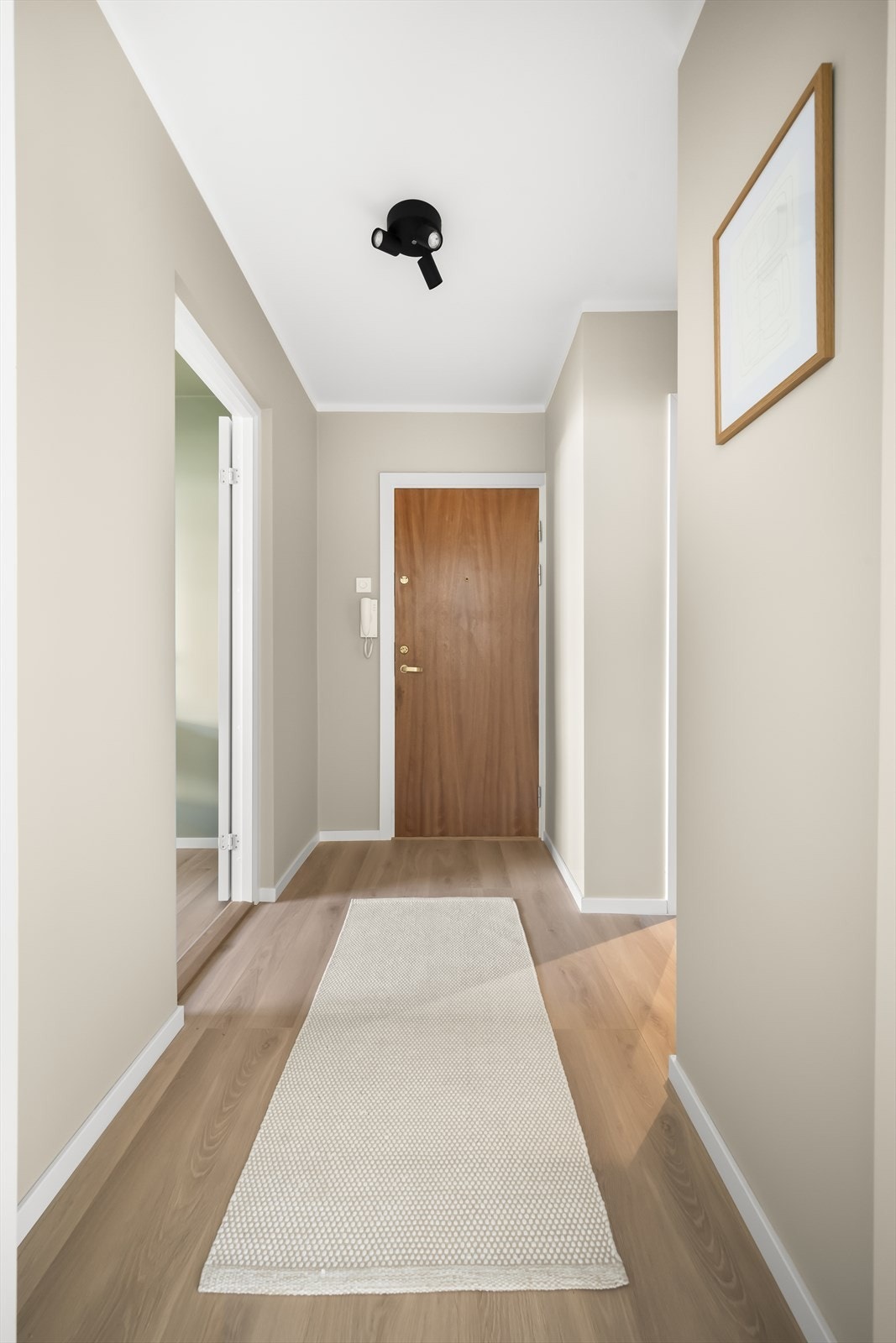 Her får du et umiddelbart godt førsteinntrykk - flytt rett inn! Galleribilde