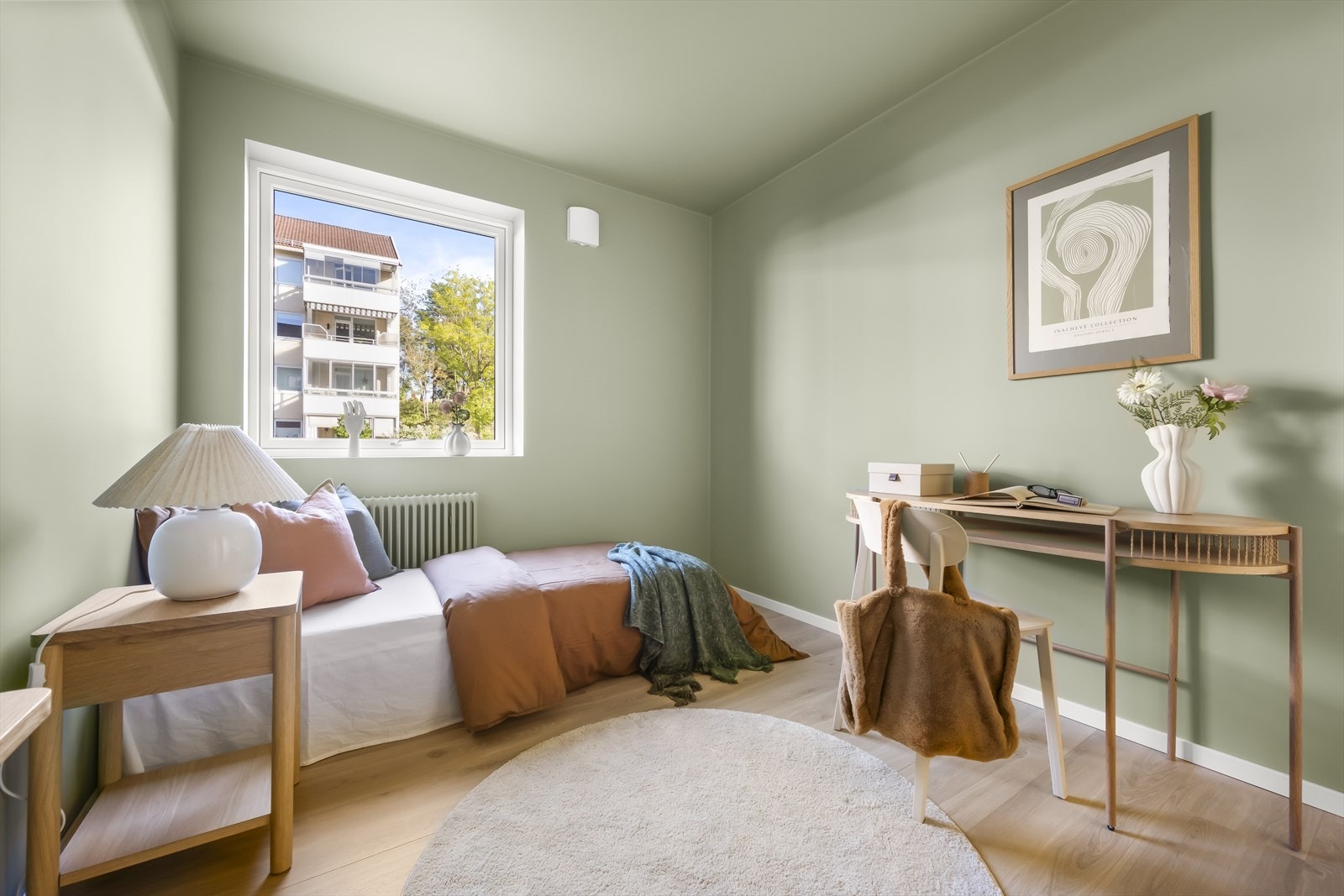 Soverom 2 passer utmerket som barnerom, gjesterom eller hjemmekontor. Galleribilde