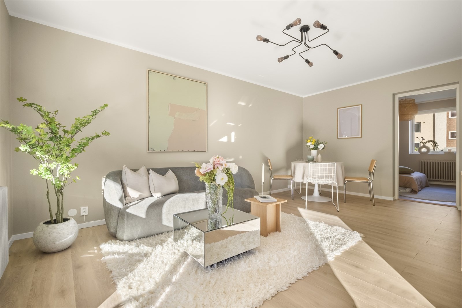 En nyoppusset og rålekkert 3-roms med attraktiv beliggenhet på Lambertseter. Galleribilde