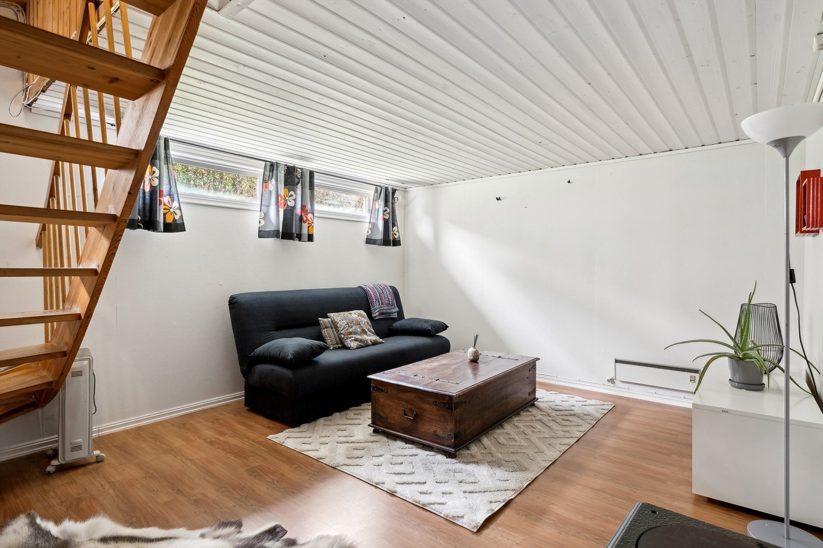 Kjellerstue Galleribilde