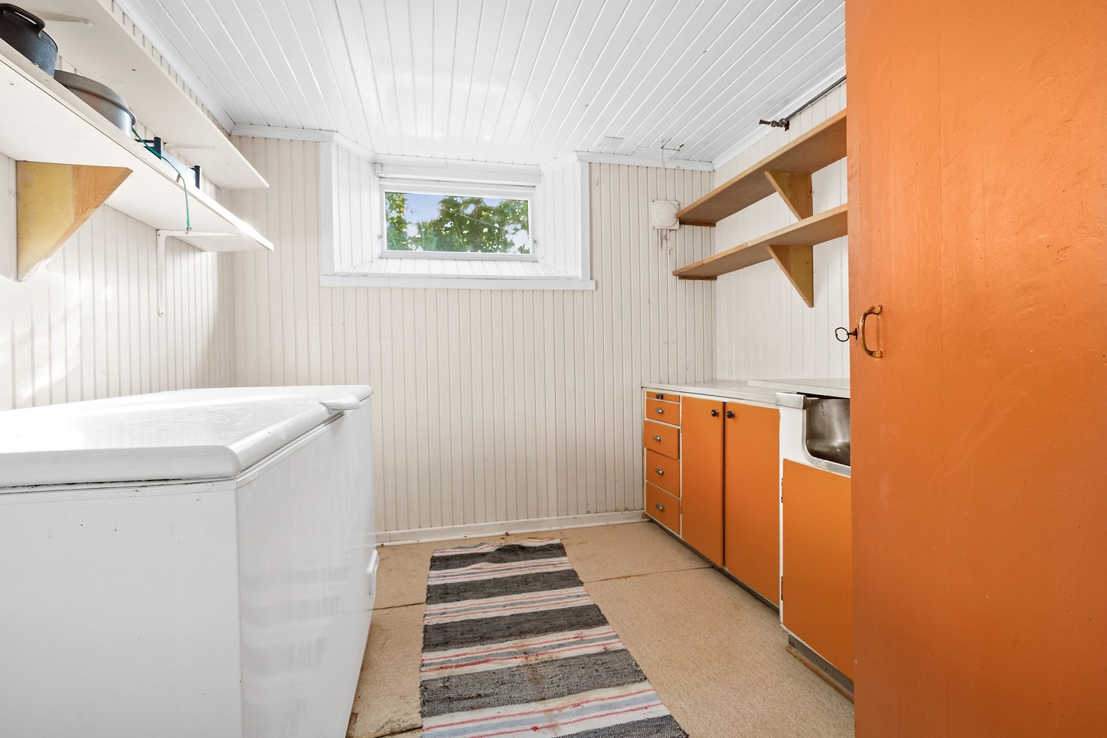 Bod i kjeller Galleribilde