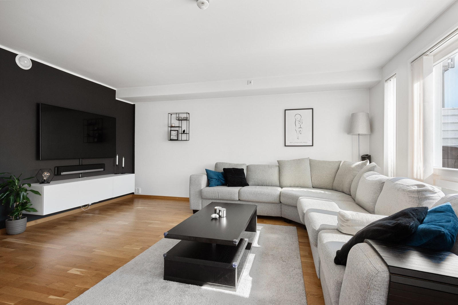 Sofakroken på stuen Galleribilde