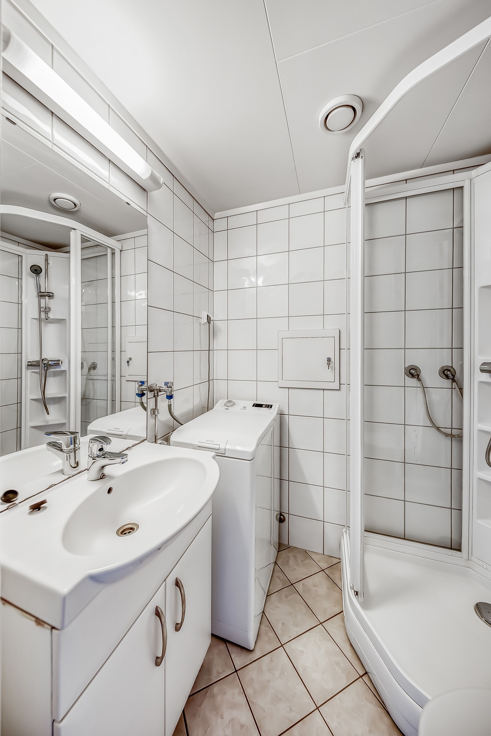 Badet er totalrenovert i regi av borettslaget i 2009 Galleribilde