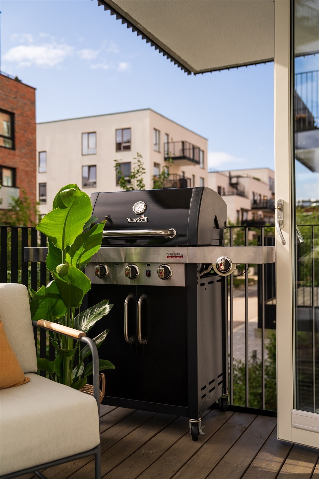 Det er tillatt med gass- og elektrisk grill! Galleribilde