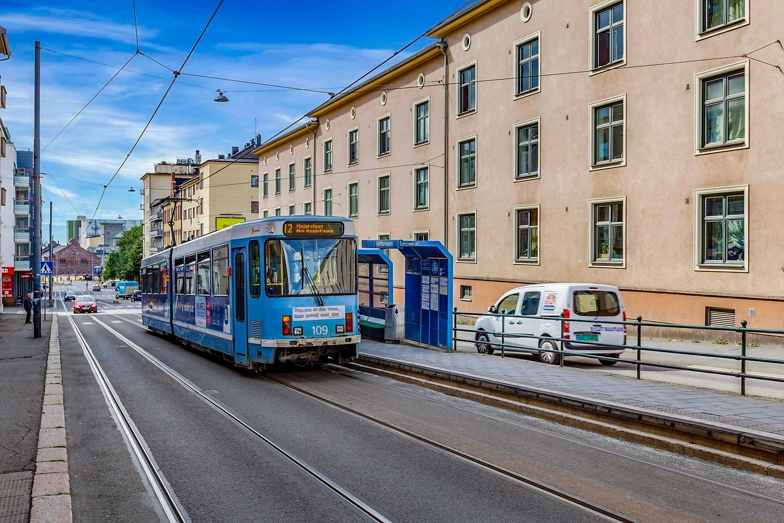 Trikkestoppet i Grefsenveien tar deg til Grünerløkka og resten av byen via tre trikkelinjer Galleribilde