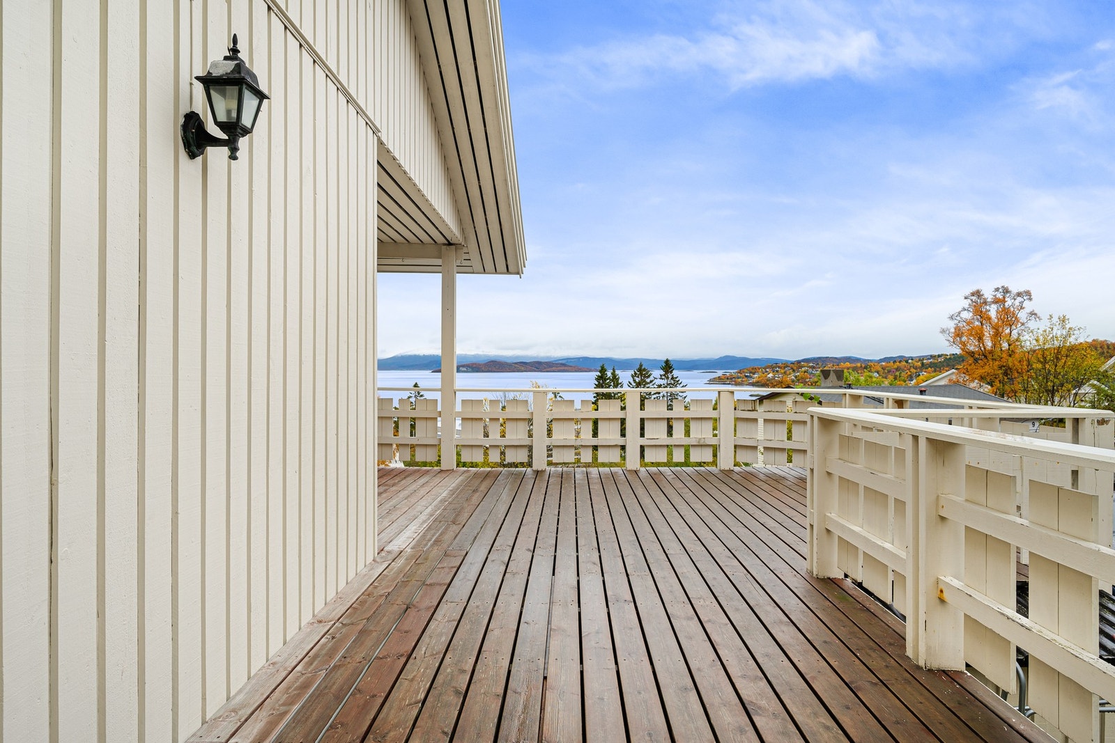 Her har du fantastisk utsikt og gode solforhold Galleribilde