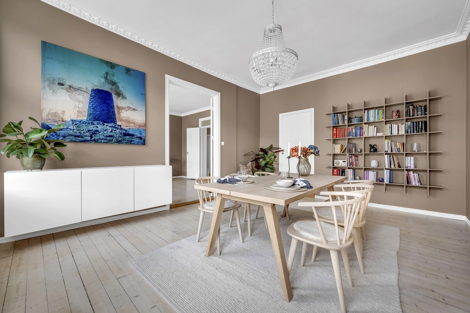 Rommet har en rekke bruksområder, og innredes enkelt etter ønske og behov. Galleribilde