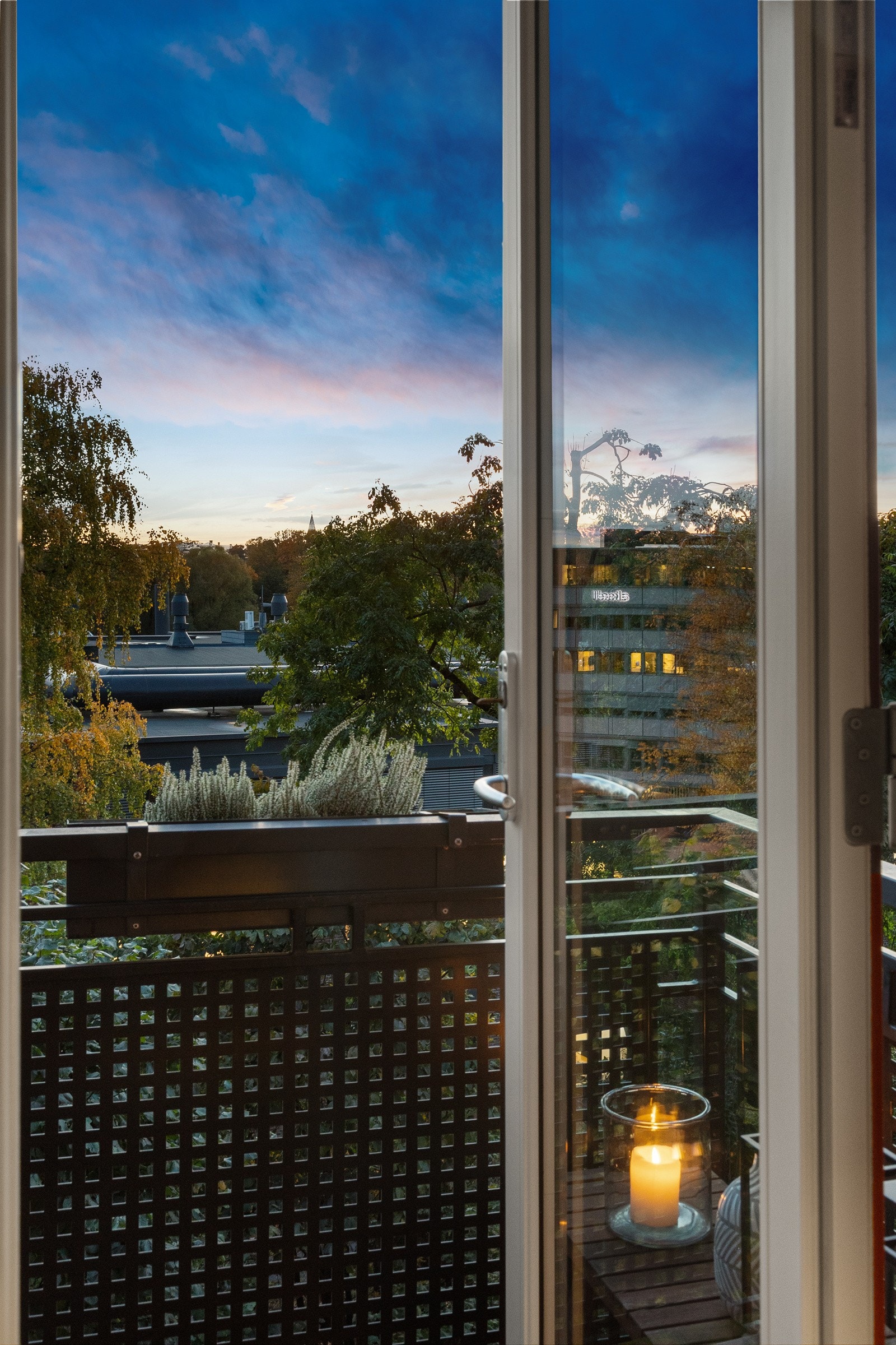 Nyt lunefulle kvelder på din egen balkong, i en grønn lunge på Torshov! Galleribilde