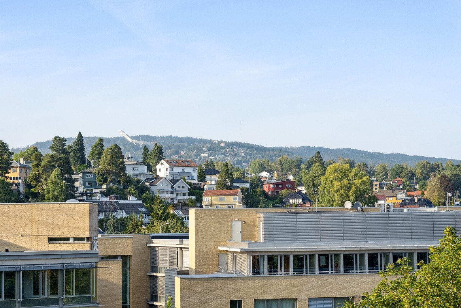 Utsikten er langstrakt og strekket seg helt opp til Holmenkollen Galleribilde