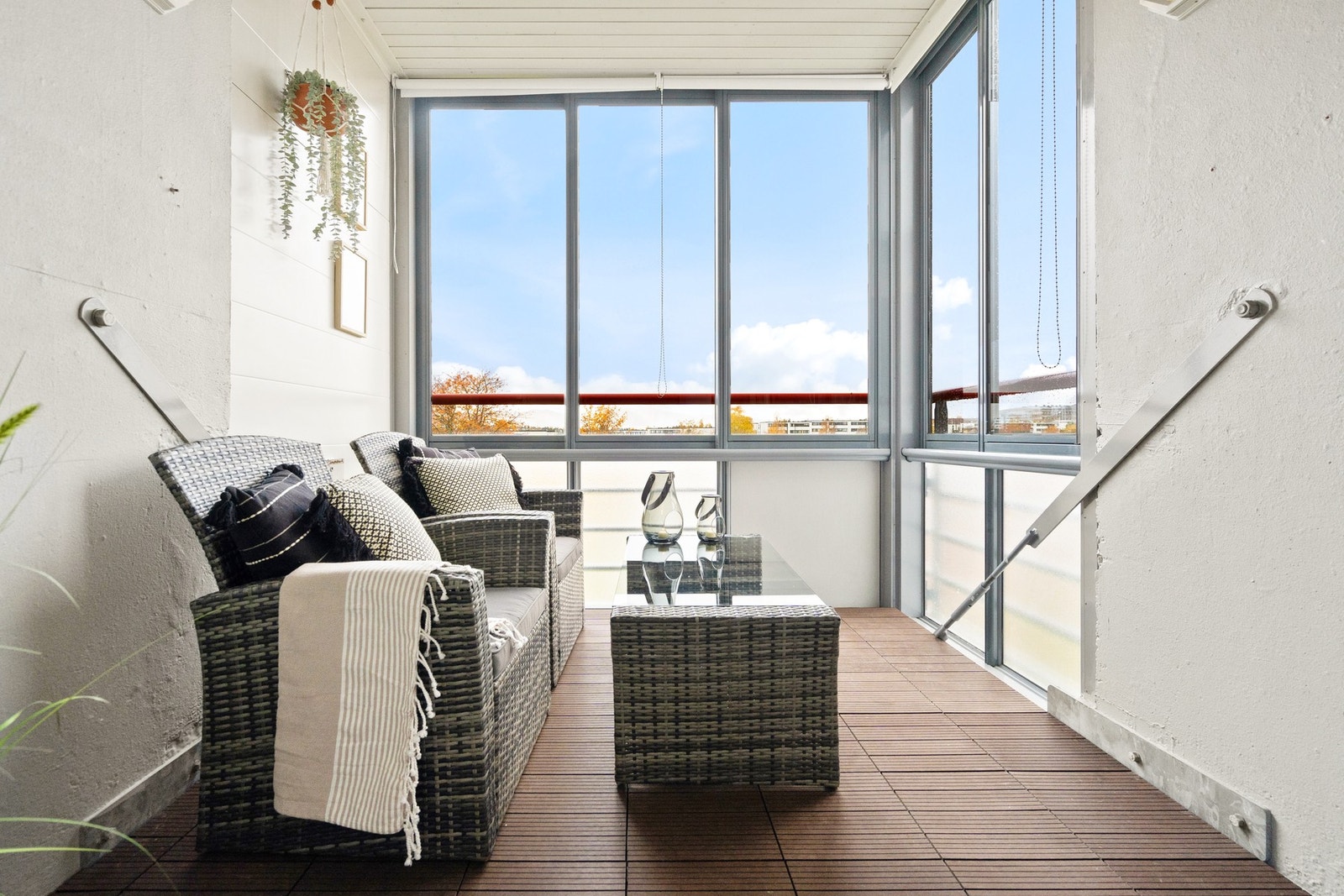 God plass til ønsket utemøblement. Galleribilde