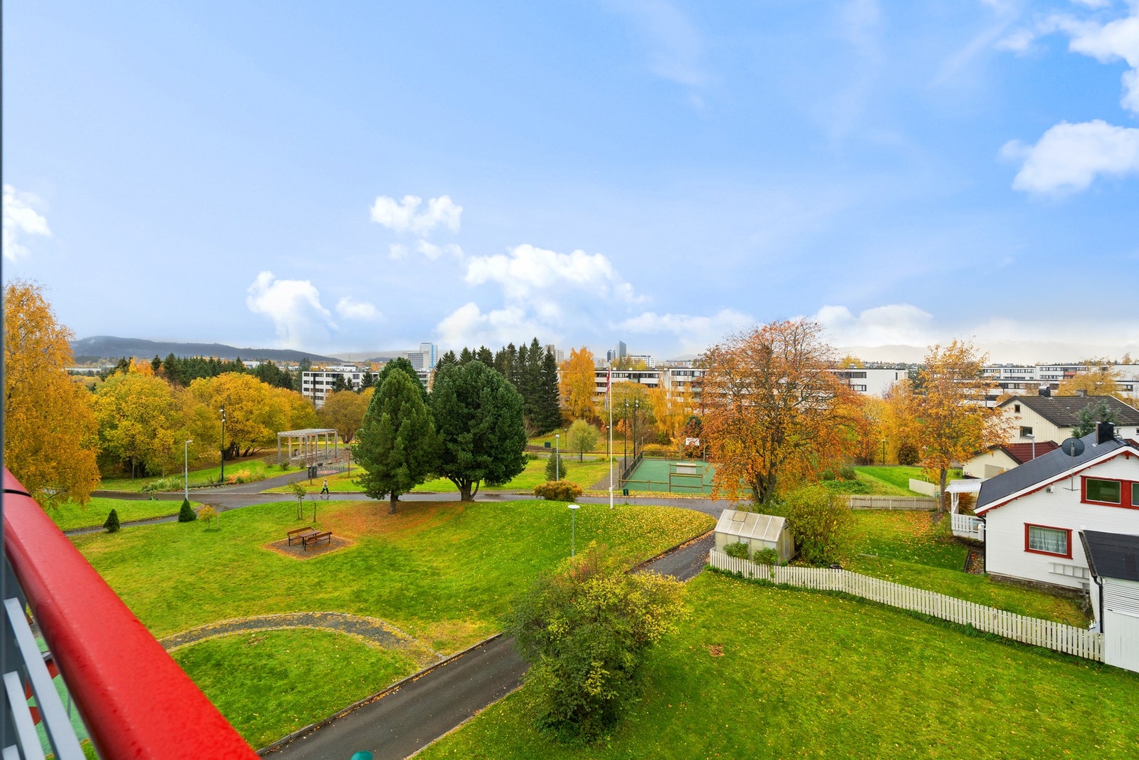 Herlig utsikt fra toppetasjen. Galleribilde