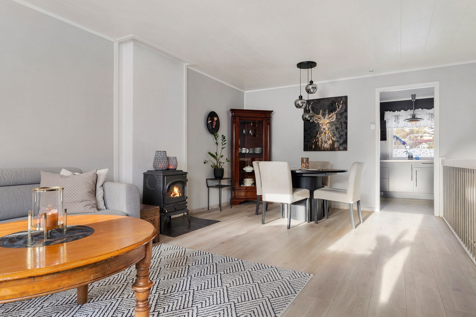 Oversiktsbilde av stuen. Galleribilde