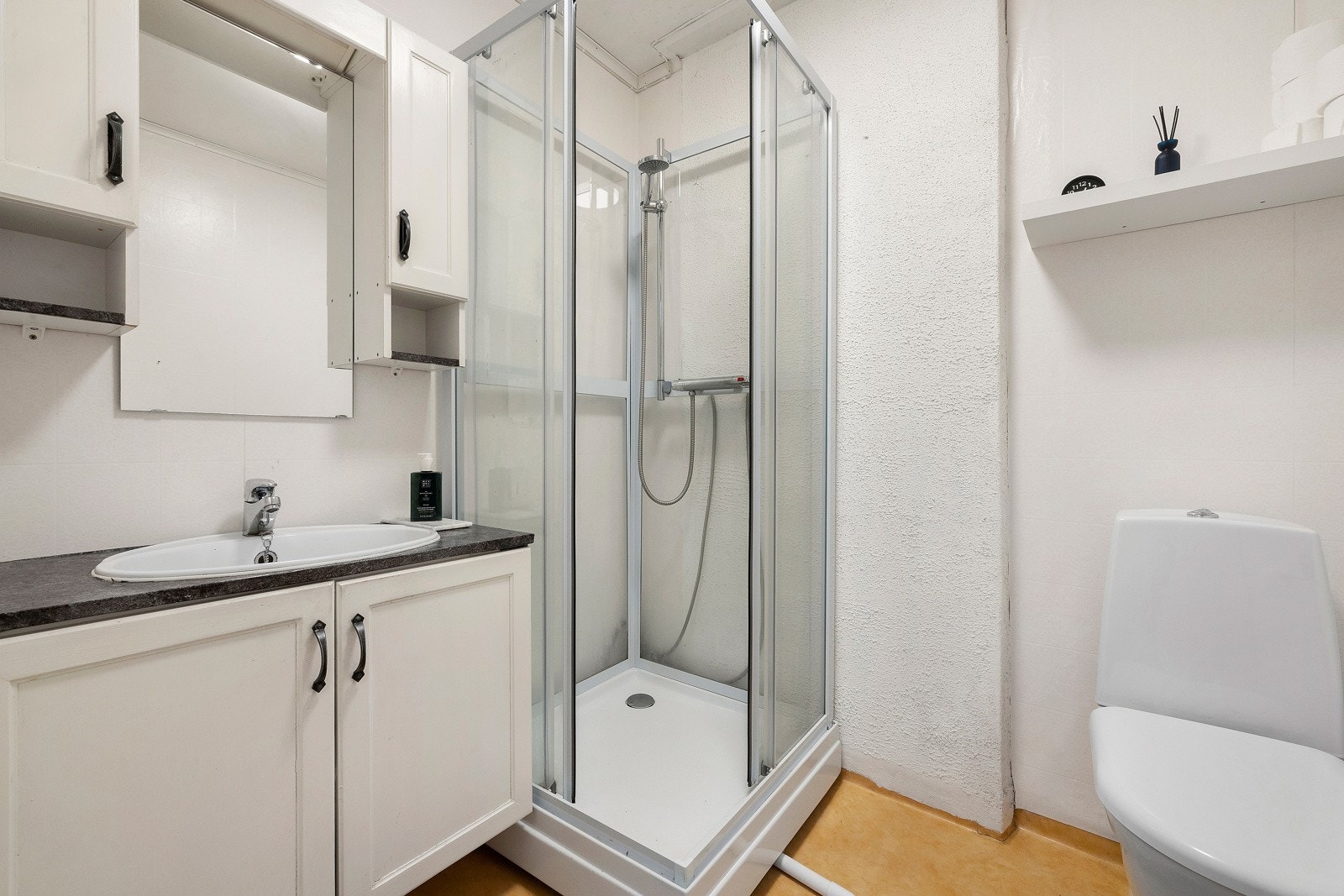 Eldre bad, men fullt brukende. Galleribilde