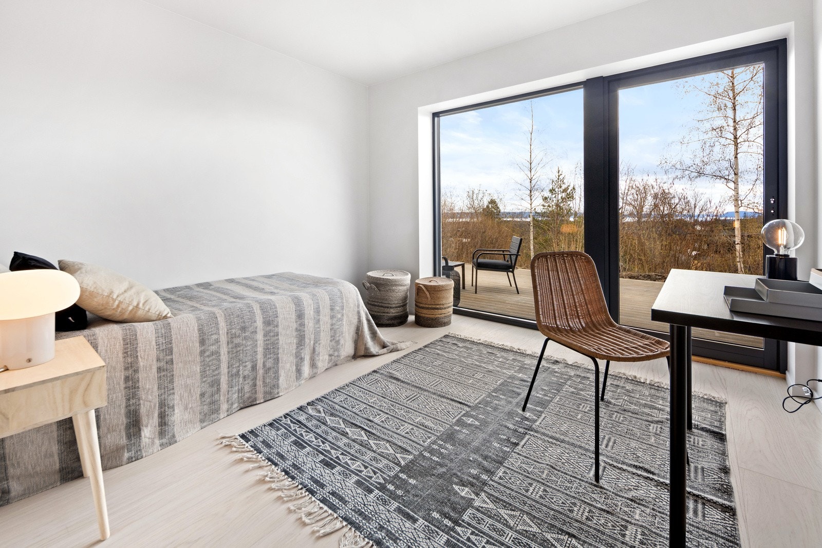 Boligen har tilsammen tre soverom, hvorav alle ligger i underetasjen. Galleribilde