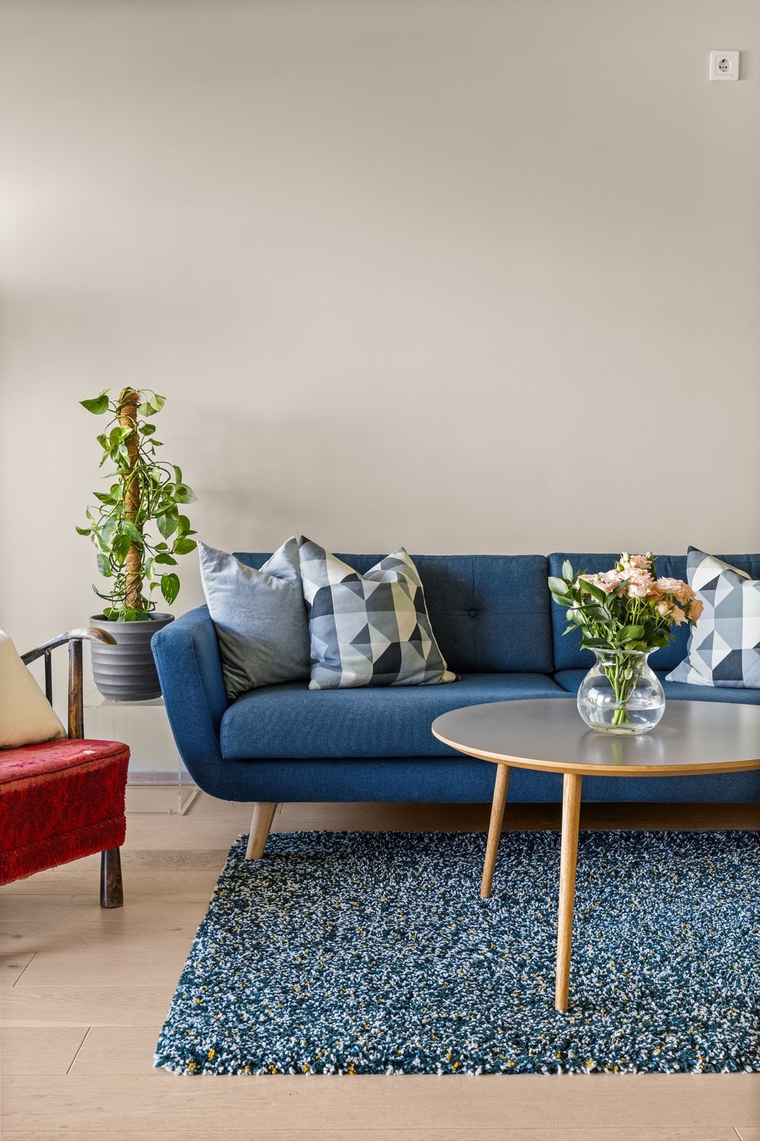 Oppvarming ved fjernvarme via radiatorer i leiligheten. Galleribilde