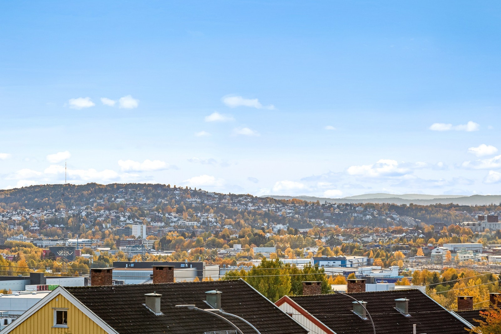 Solgangen inn til balkongen er hele dagen, året rundt. Galleribilde