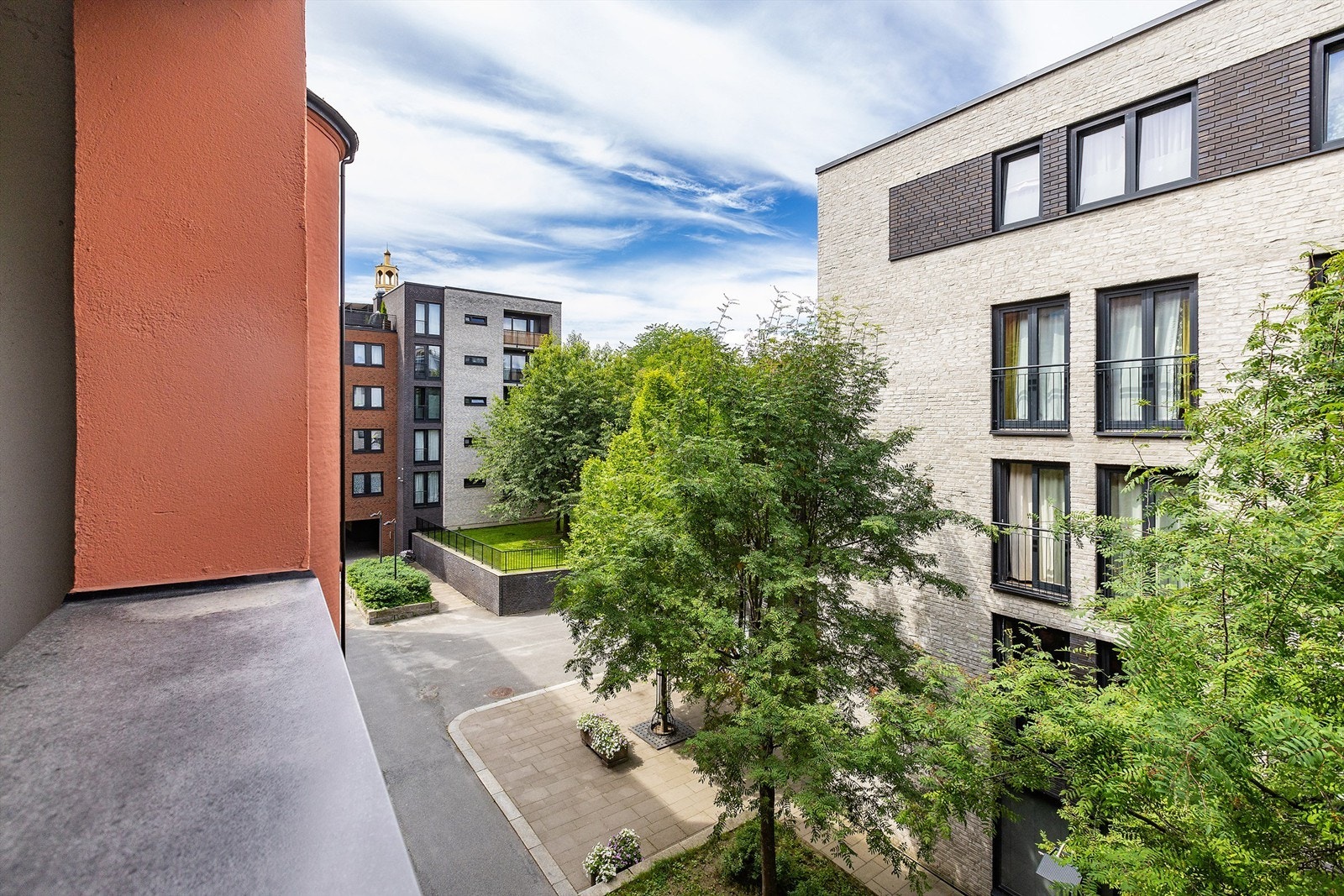 Utsikt fra balkong. Galleribilde