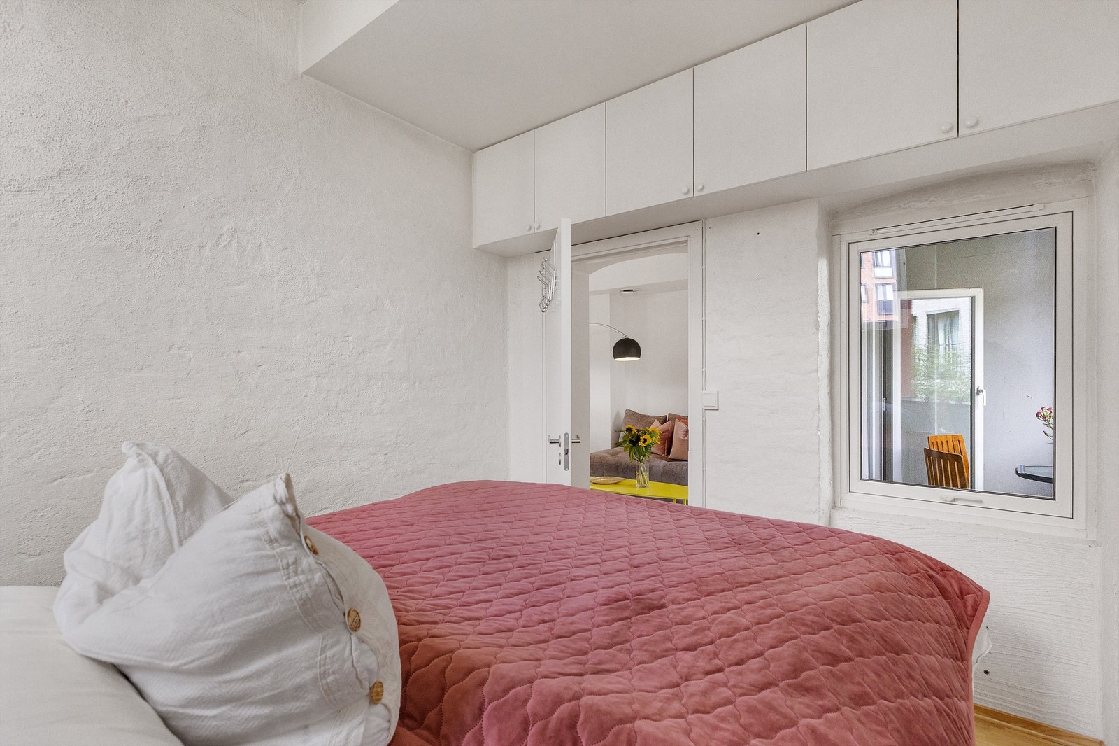 God plass til dobbeltseng. Galleribilde