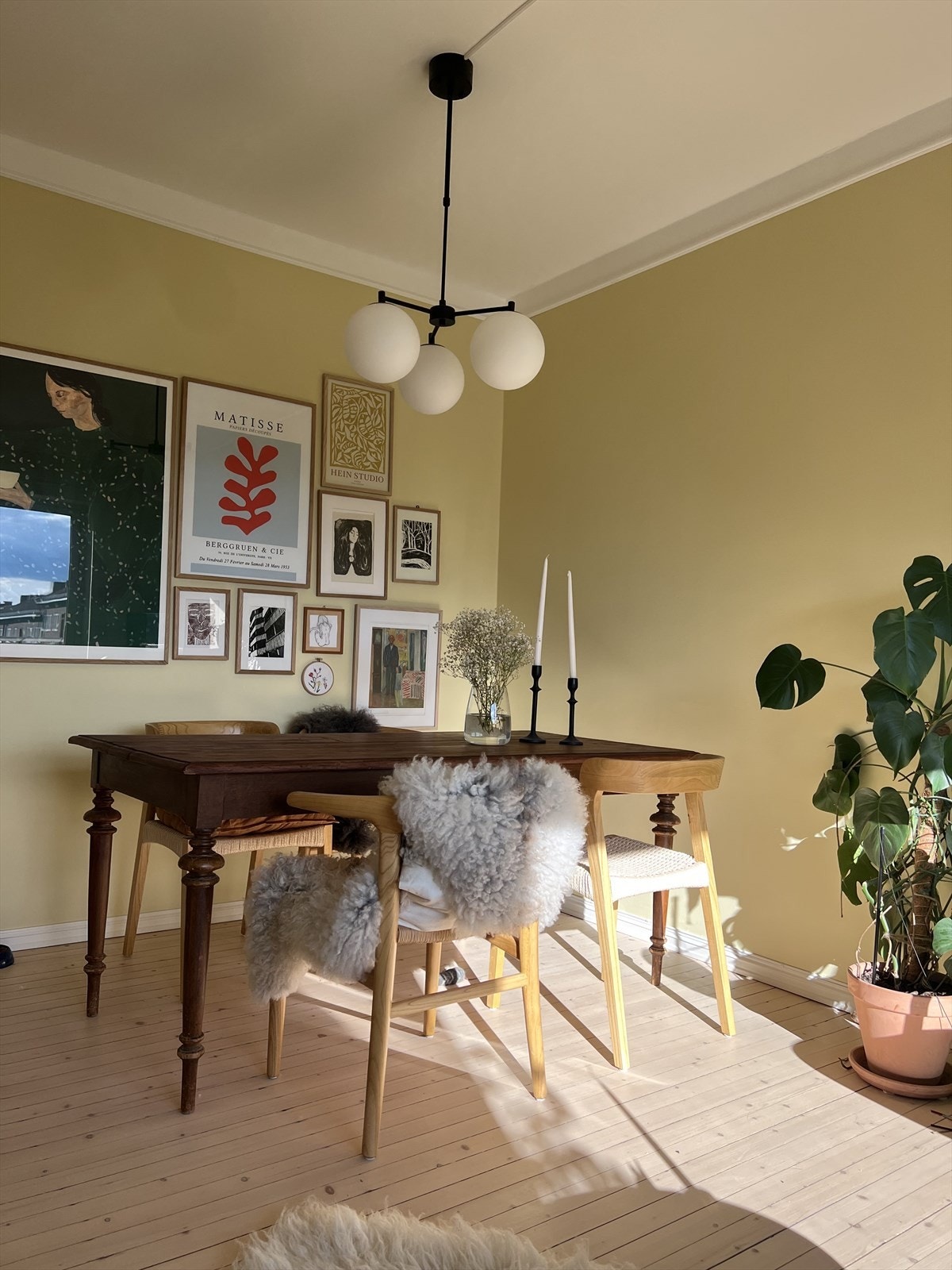 Selgers private bilder. Galleribilde