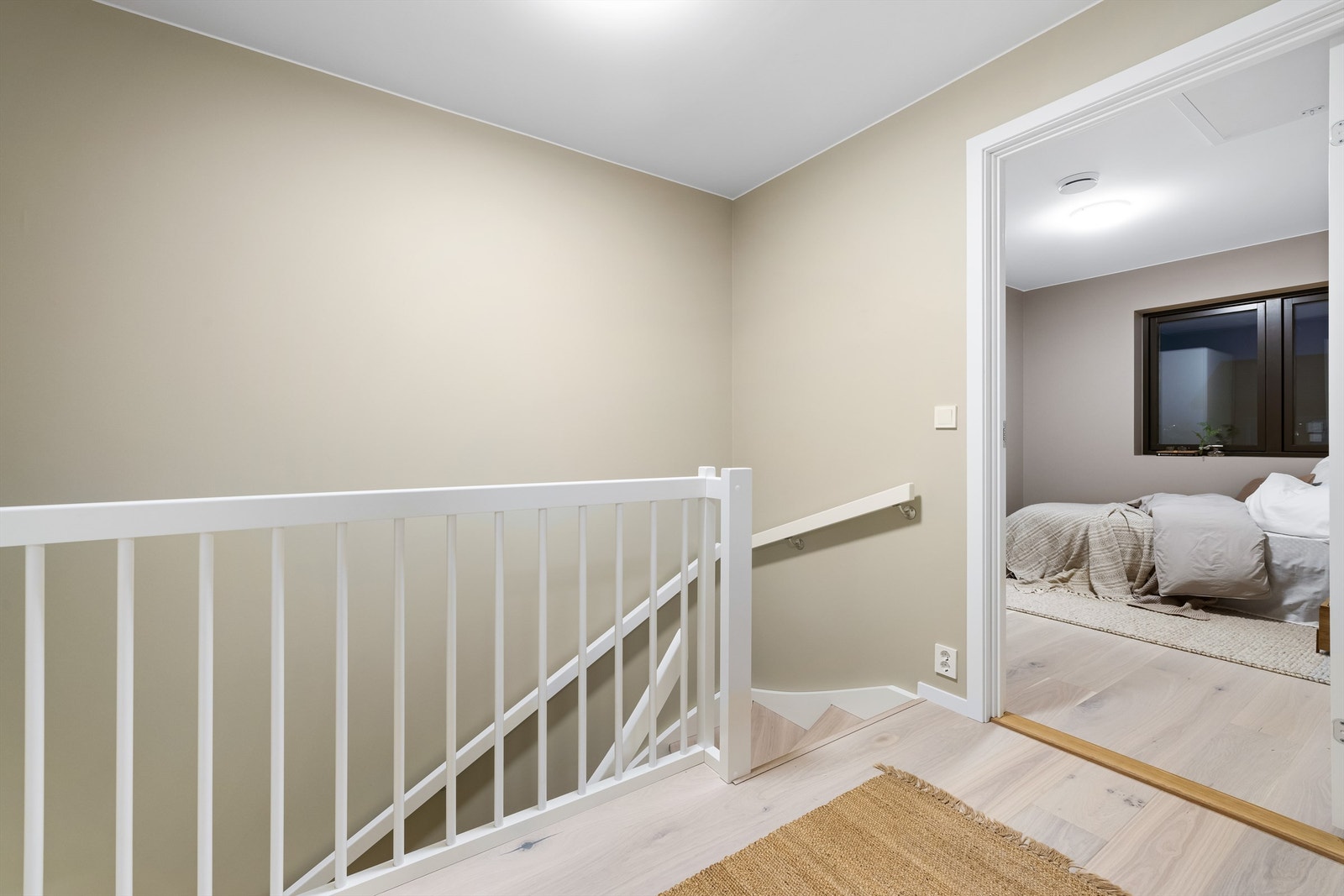 Tre soverom på én og samme flate er spesielt gunstig for småbarnsfamilien. Galleribilde