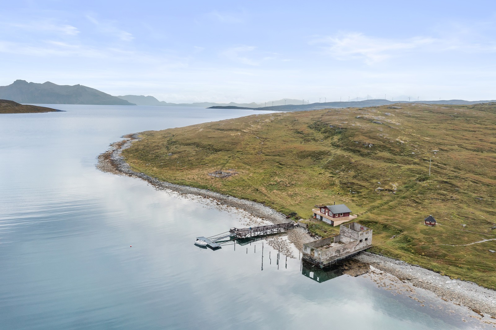 Fantastisk beliggenhet som gir deg direkte tilgang til havet!