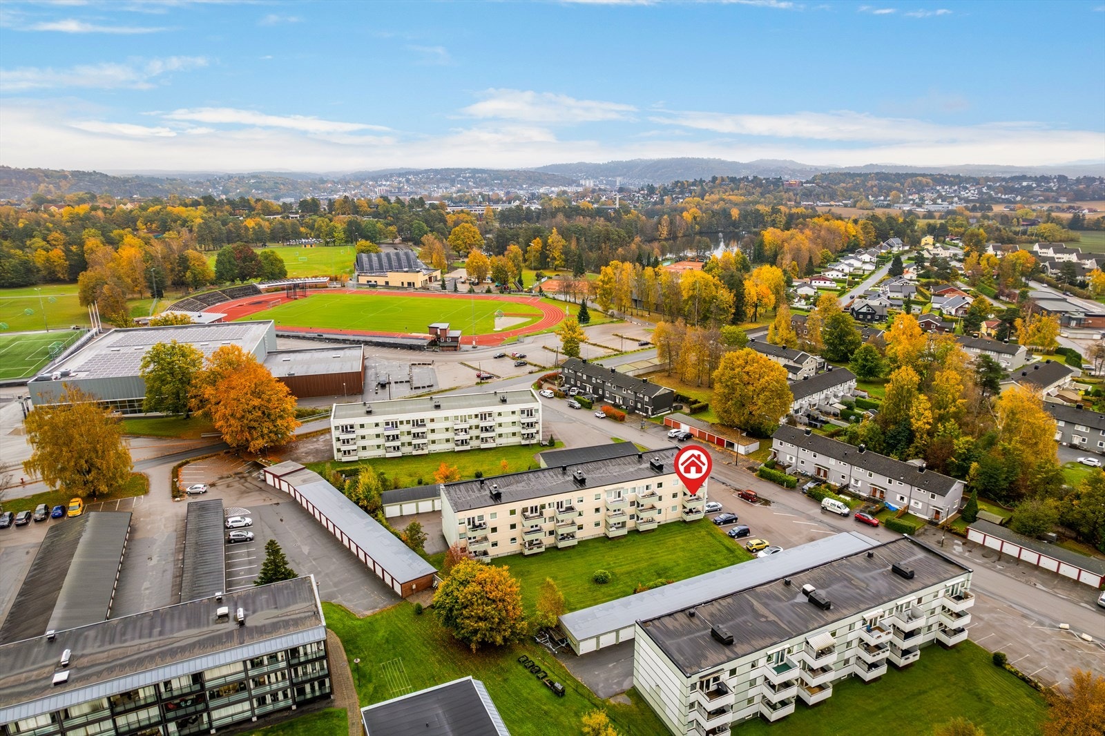Denne leiligheten passer til alle aldersgrupper mye på grunn av beliggenheten. Her er et område som har alt Galleribilde