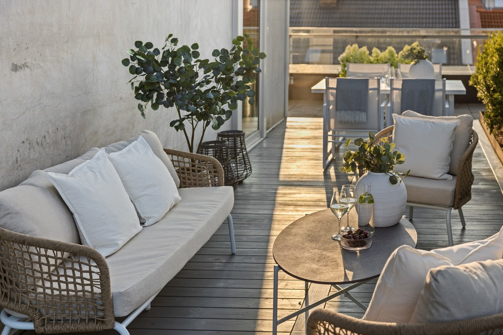 Terrassen har gode solforhold. Galleribilde