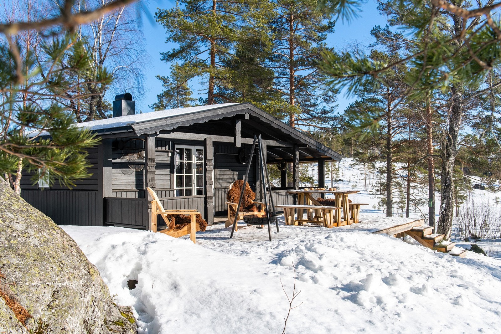 Velkommen til denne koselige hytta i Støylsheia sør 64 ved Gautefall! Galleribilde