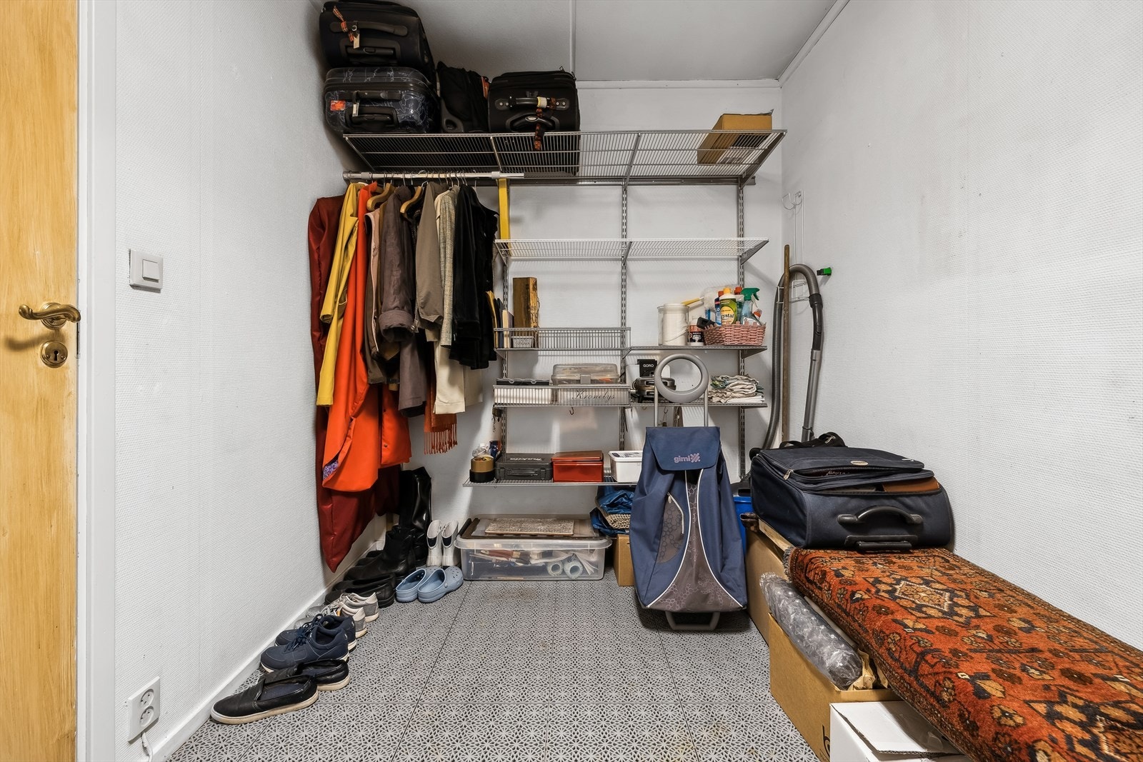 Gode lagringsmuligheter i bod. Galleribilde