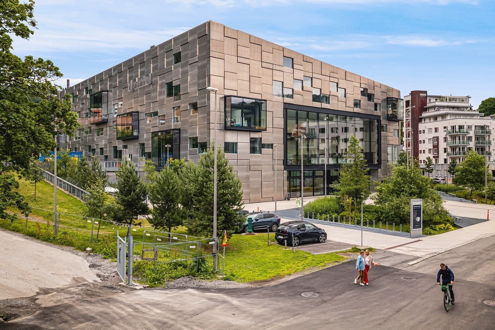 Det er kort vei til flere høyskoler og universitet. Galleribilde