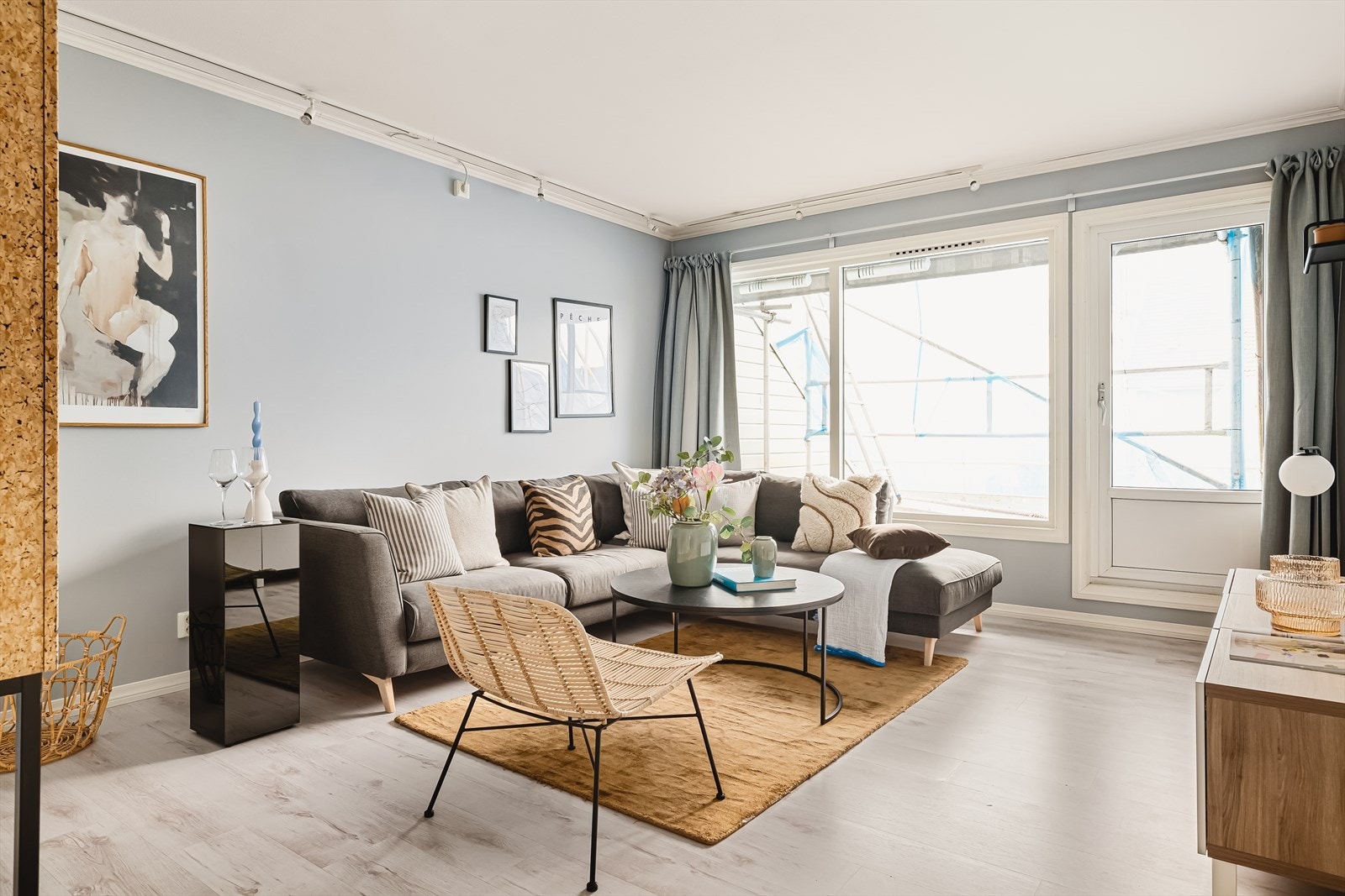 - Lys og romslig stue på 17,6 m² - Galleribilde