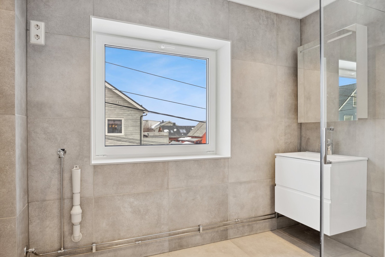 Fint bad med opplegg for vaskemaskin Galleribilde