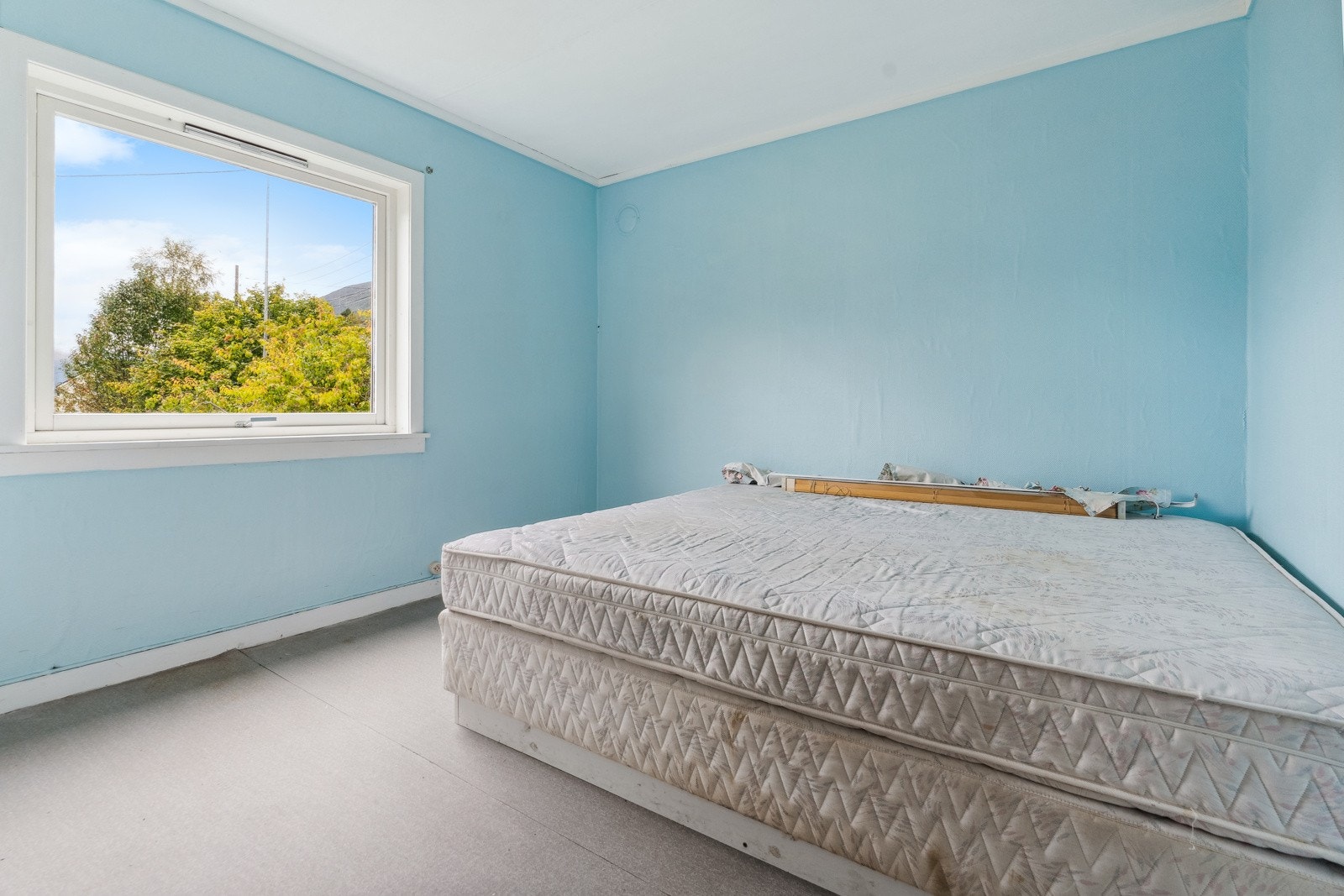 Bustaden har til saman 6 soverom Galleribilde