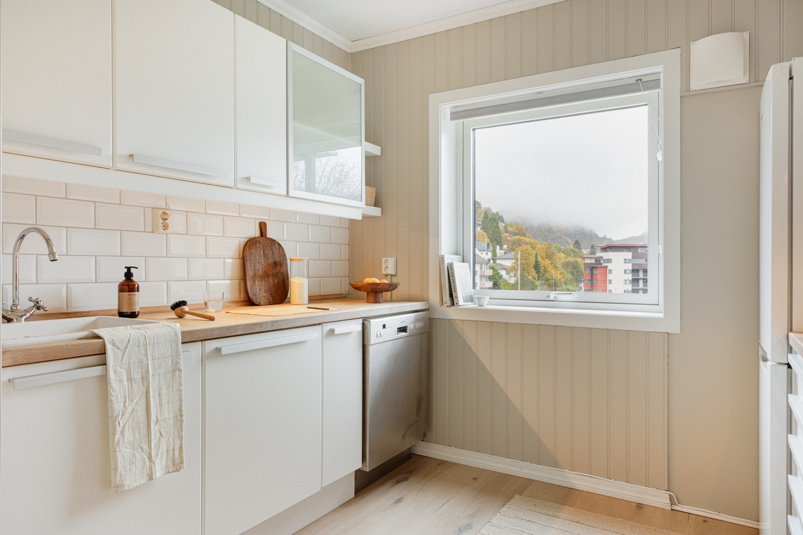 Kjøkkenet måles til 7,4 kvm. Galleribilde