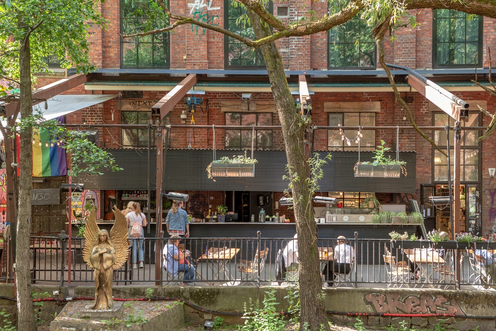 På Blå, kun 2 minutter unne, kan nyte kulturlivet ved Akerselva Galleribilde