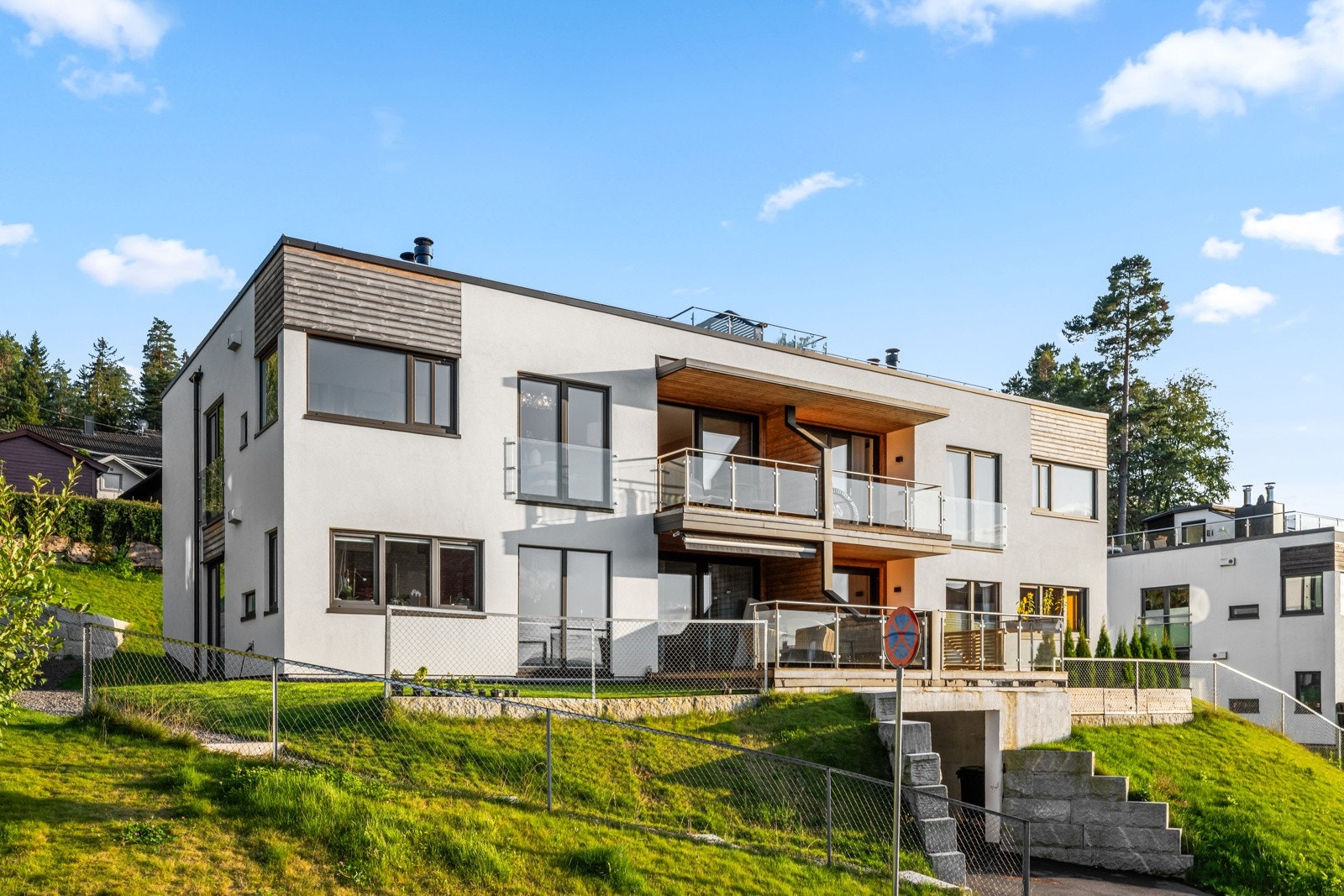 Velkommen til sameiet Johan Castbergs vei 23! Det er kun 4 seksjoner i bygget. Galleribilde