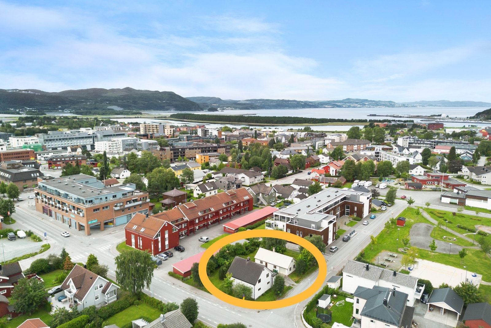 Velkommen til Stokmovegen 11 A - Eiendom for utvikling ved Blinktunet - 5 min til torget, Kimen, skoler og idrettsanlegg. Galleribilde