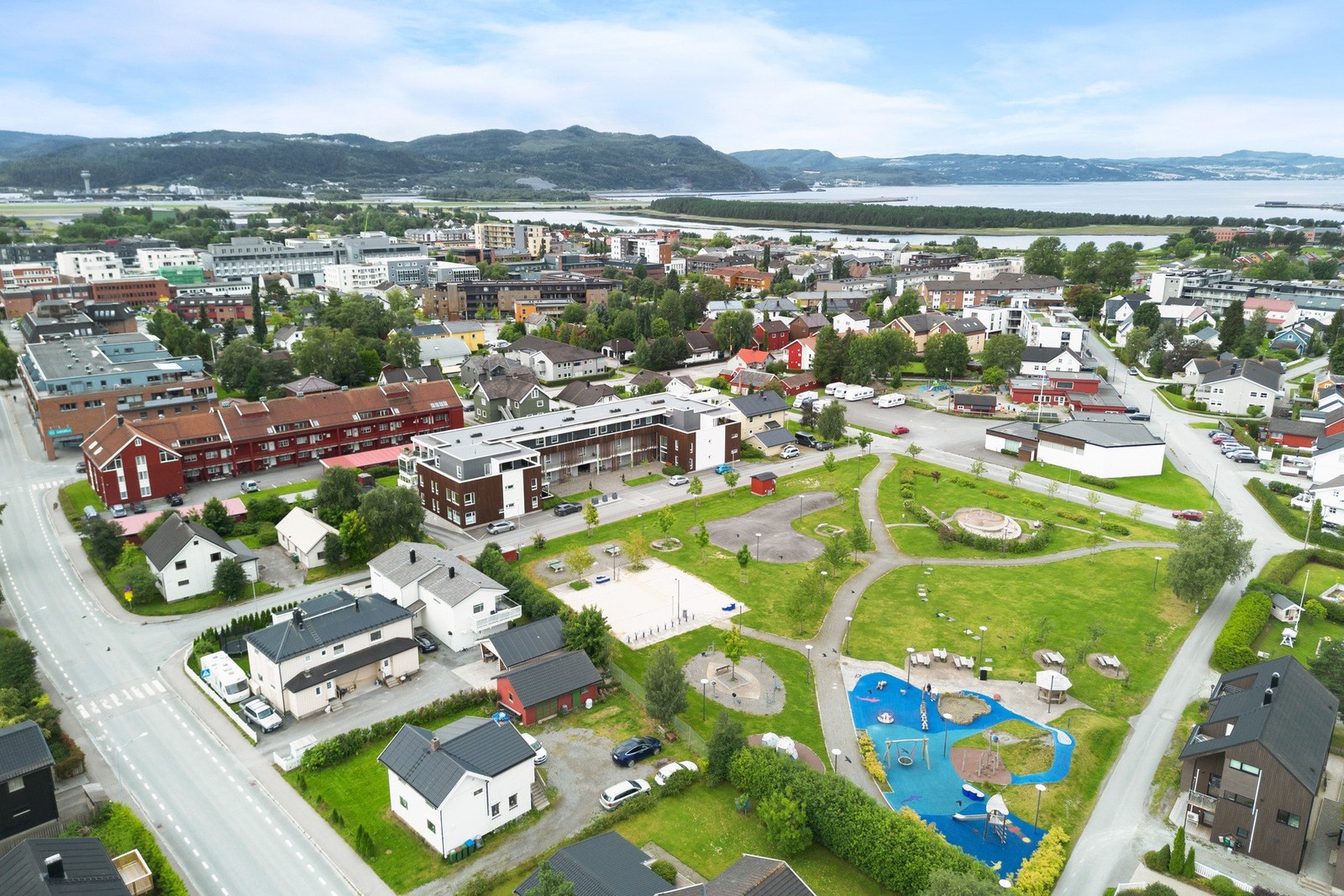 Beliggenhet - rett utenfor sentrumskjernen Galleribilde