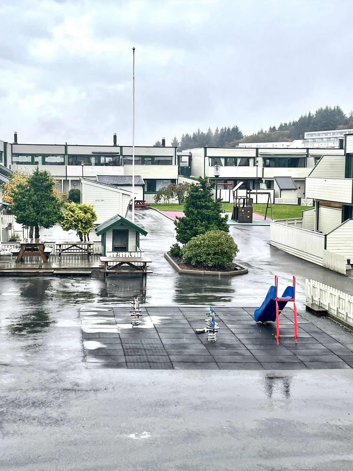 Trygge fellesarealer til glede for både store og små. Galleribilde